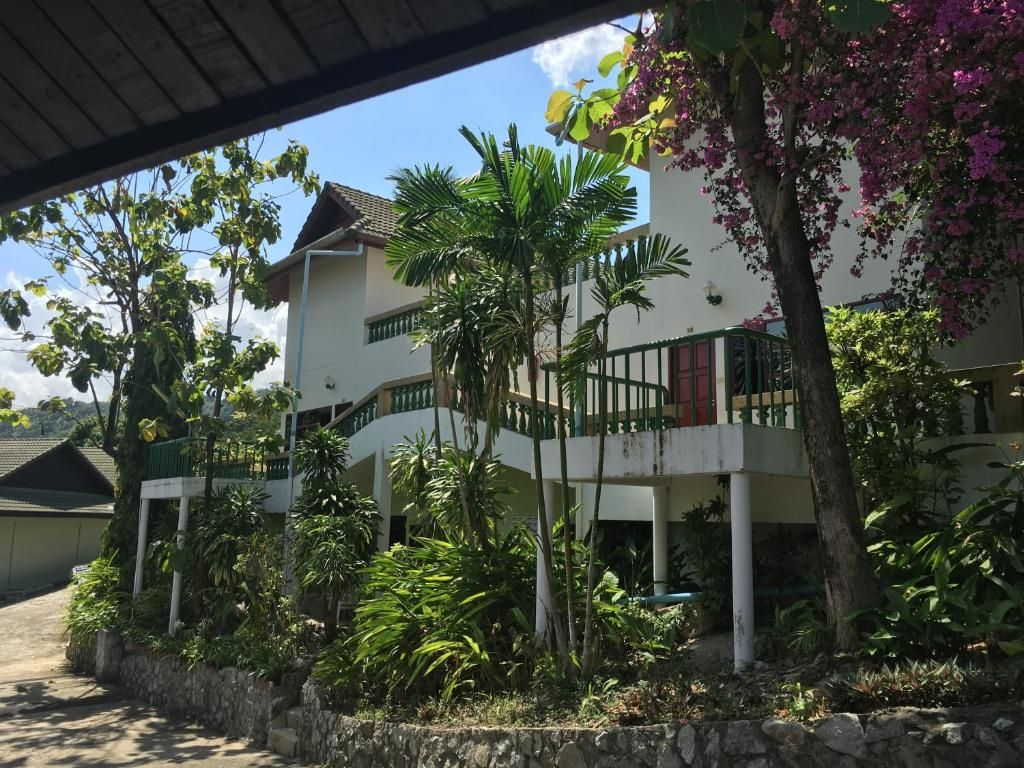 Royal Crown Hotel & Palm Spa Resort фото 35