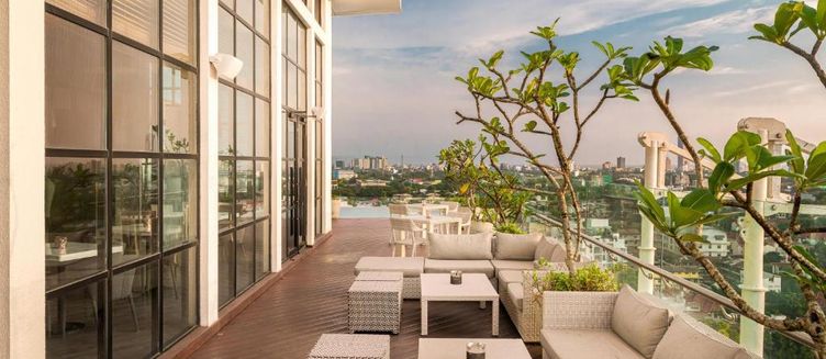 Фото отеля Jetwing Colombo Seven