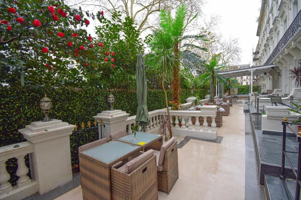 Pembridge Palace Hotel фото 57