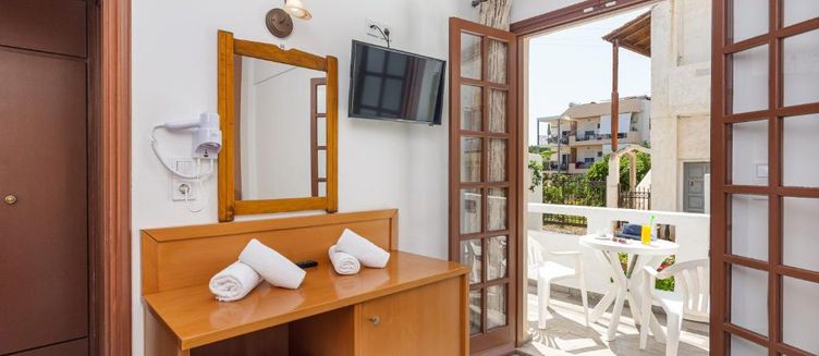 Фото отеля Galini Apartments