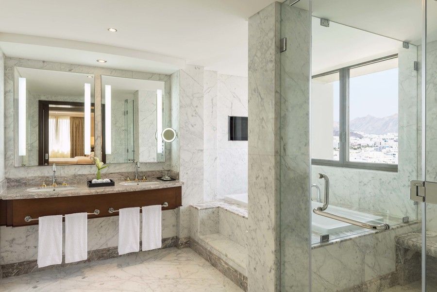 Sheraton Oman Hotel фото 49