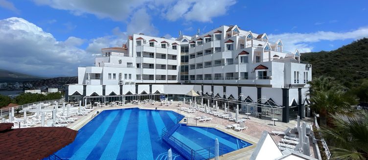 Фото отеля Roseira Beach Resort