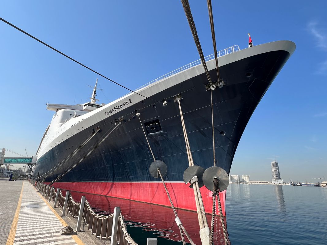 Queen Elizabeth 2 фото 109