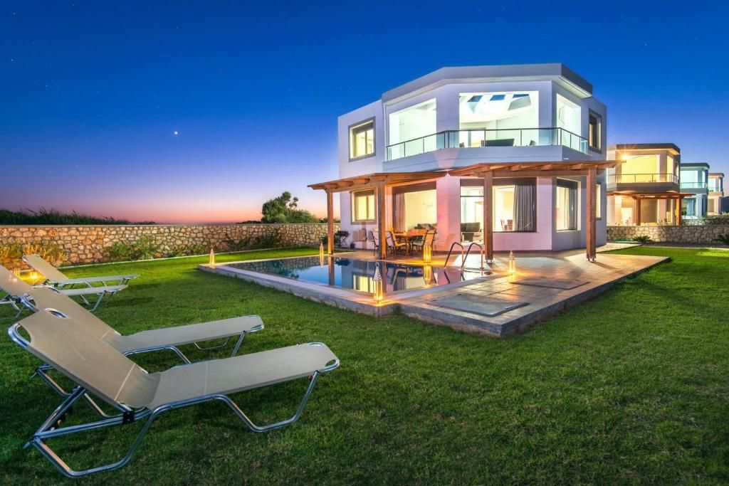 Olga Luxury Beach Front Villas фото 8