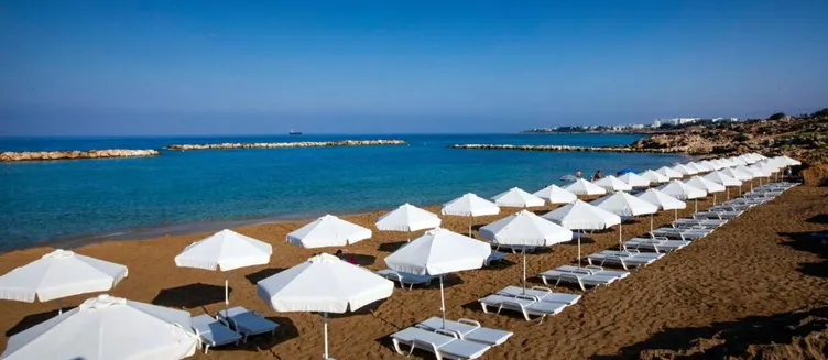 Фото отеля Venus Beach Hotel