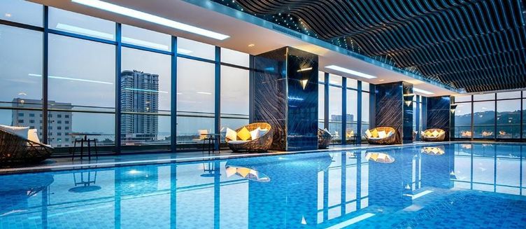 Фото отеля DeLaSea Ha Long Hotel
