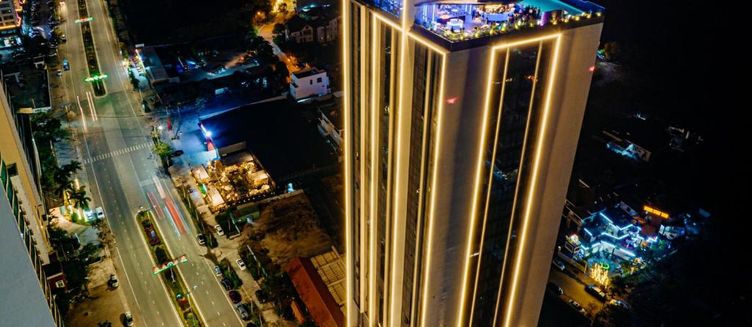 Фото отеля The Watson Premium Halong
