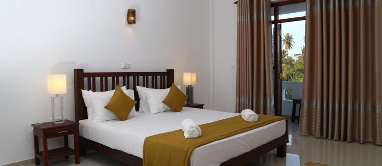 Фото отеля Hikka Regent Hotel