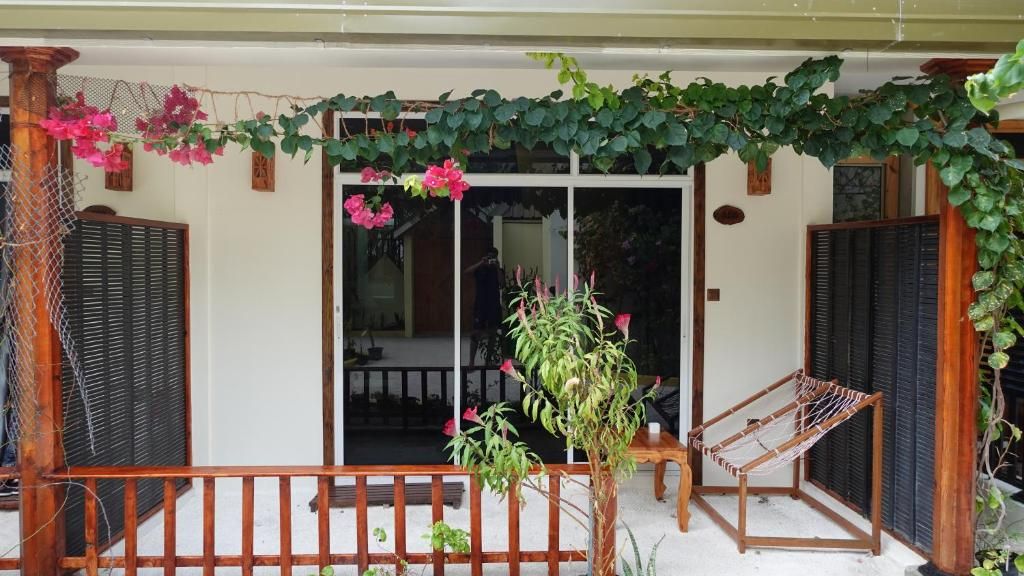 Guest House «Manta Dhangethi Guest House» фото 29