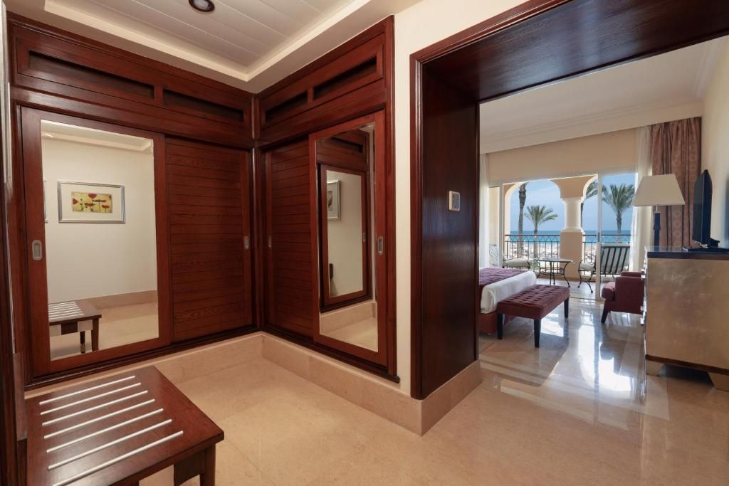 JAZ Almaza Beach Resort фото 50