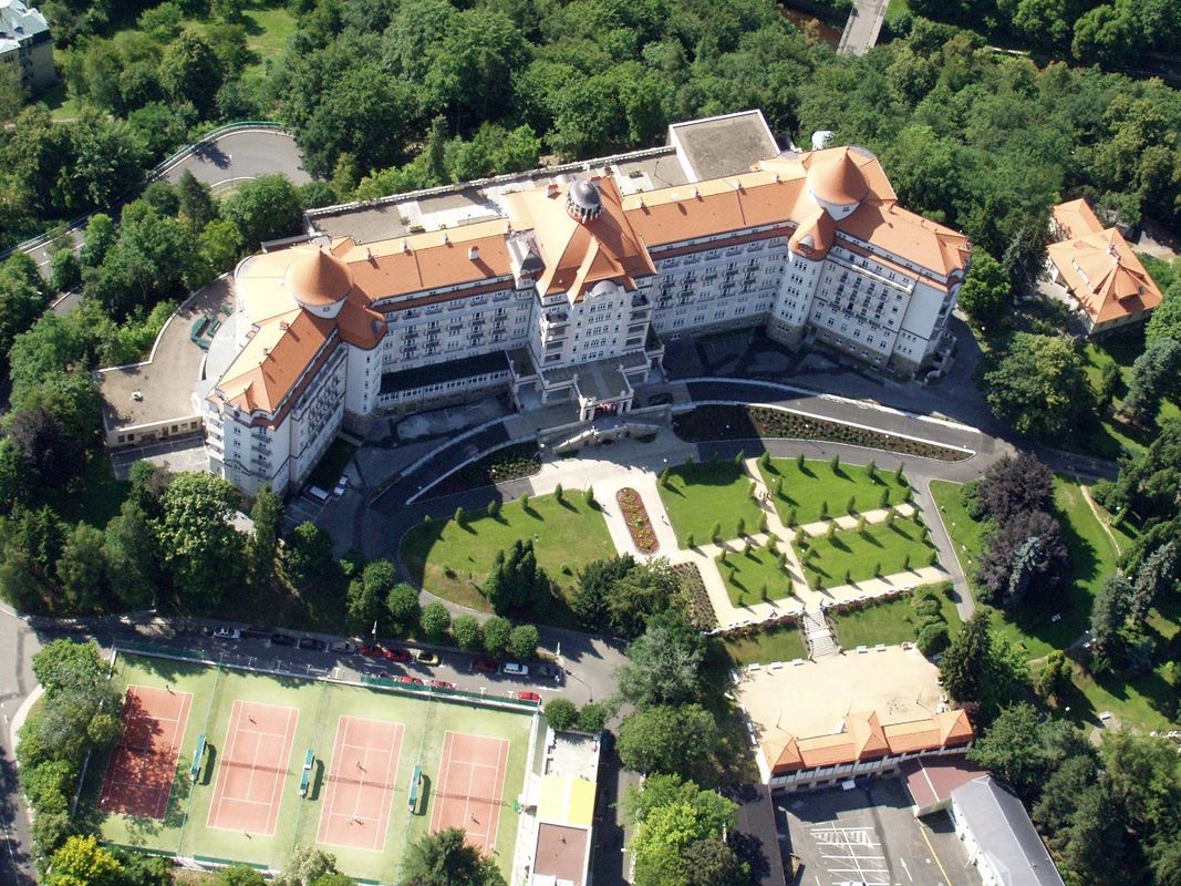 Hotel Imperial Karlovy Vary фото 2