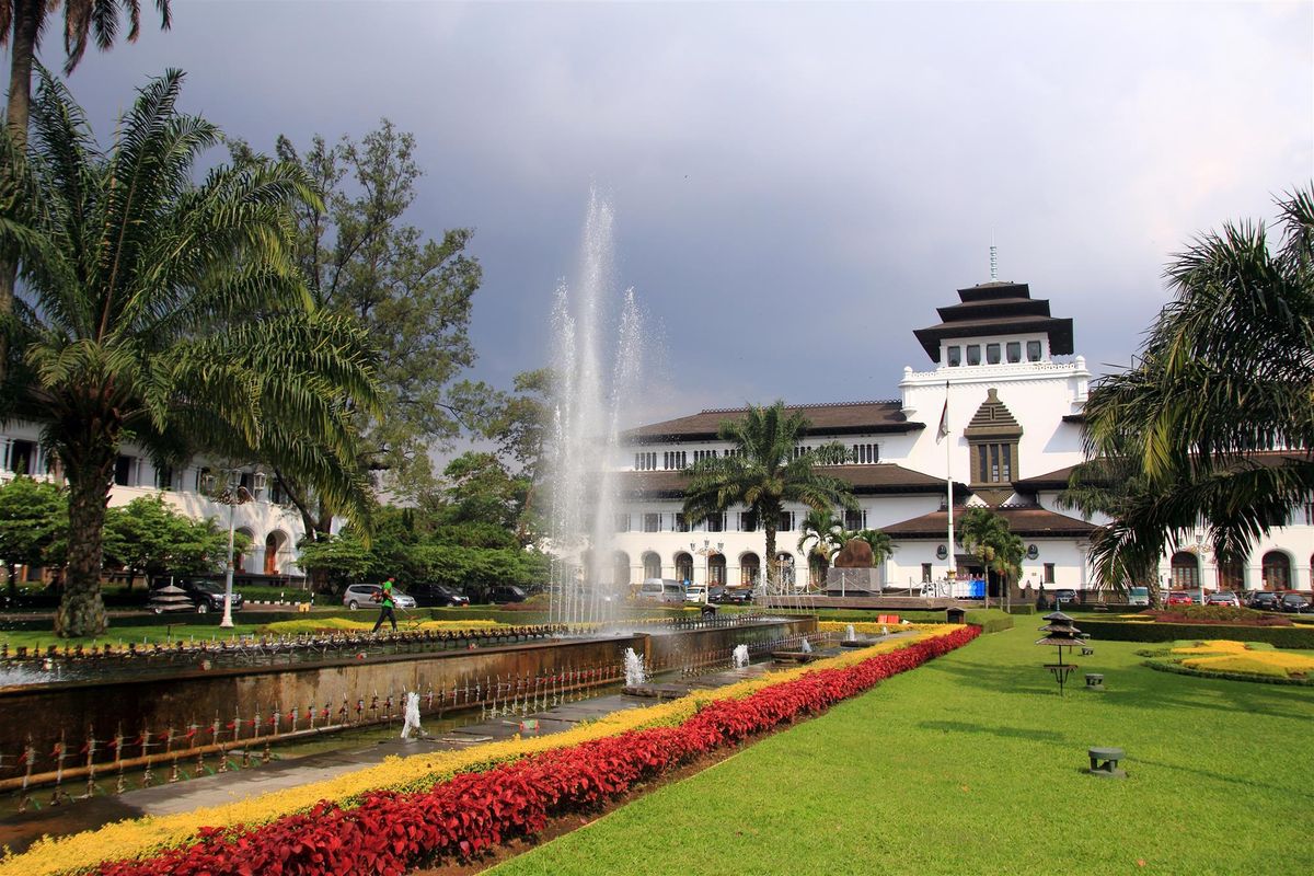Amaroossa Hotel Bandung фото 1