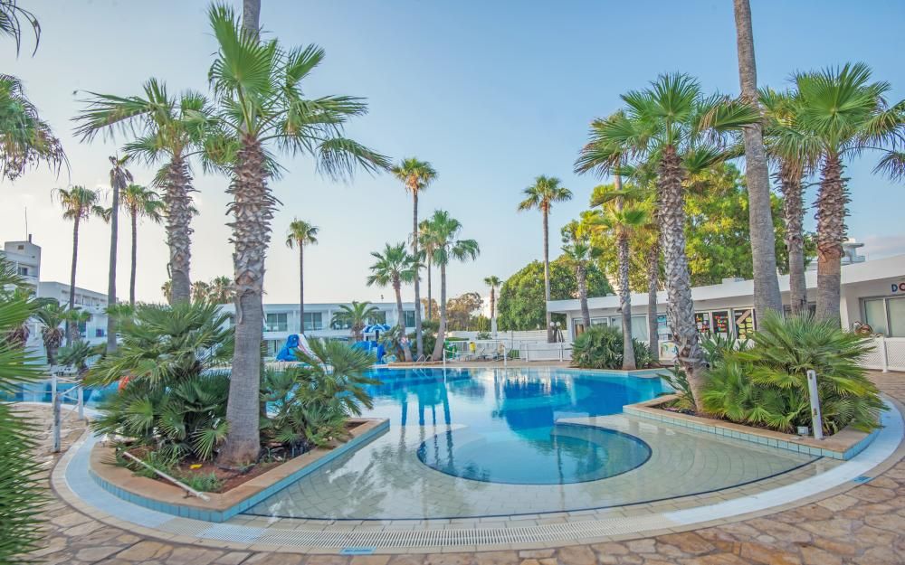 Dome Beach Hotel & Resort фото 10