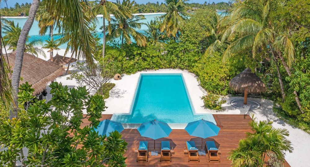 Naladhu Private Island Maldives фото 33
