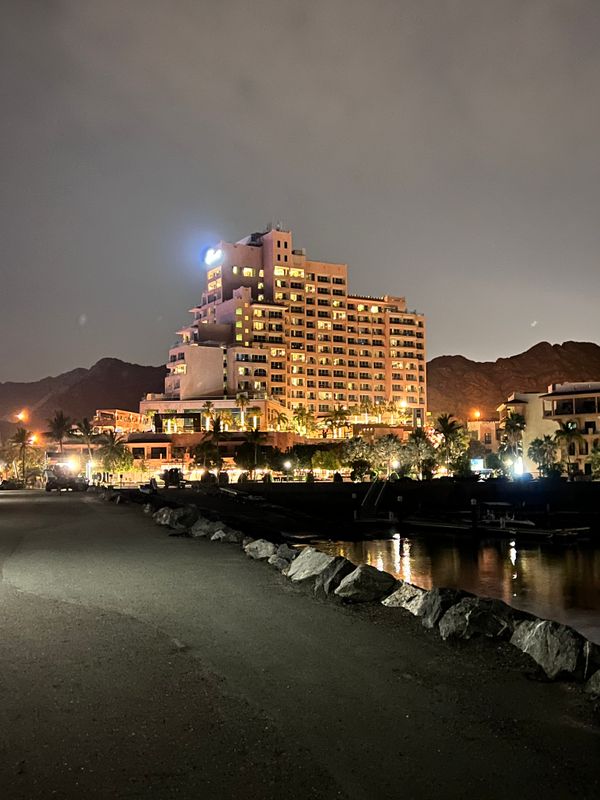 Fairmont Fujairah Beach Resort фото 38