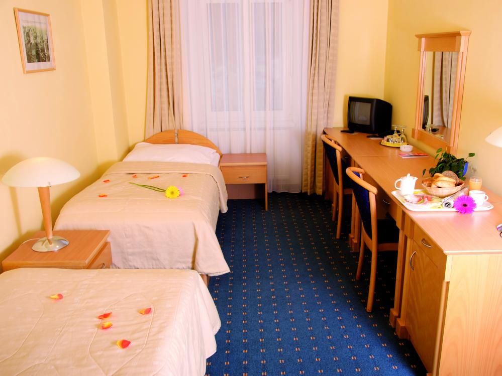 Wellness Hotel Jean De Carro фото 10