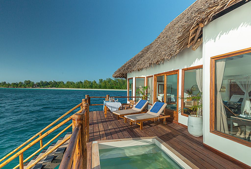 Isaraya Luxury Over Water Villas фото 1