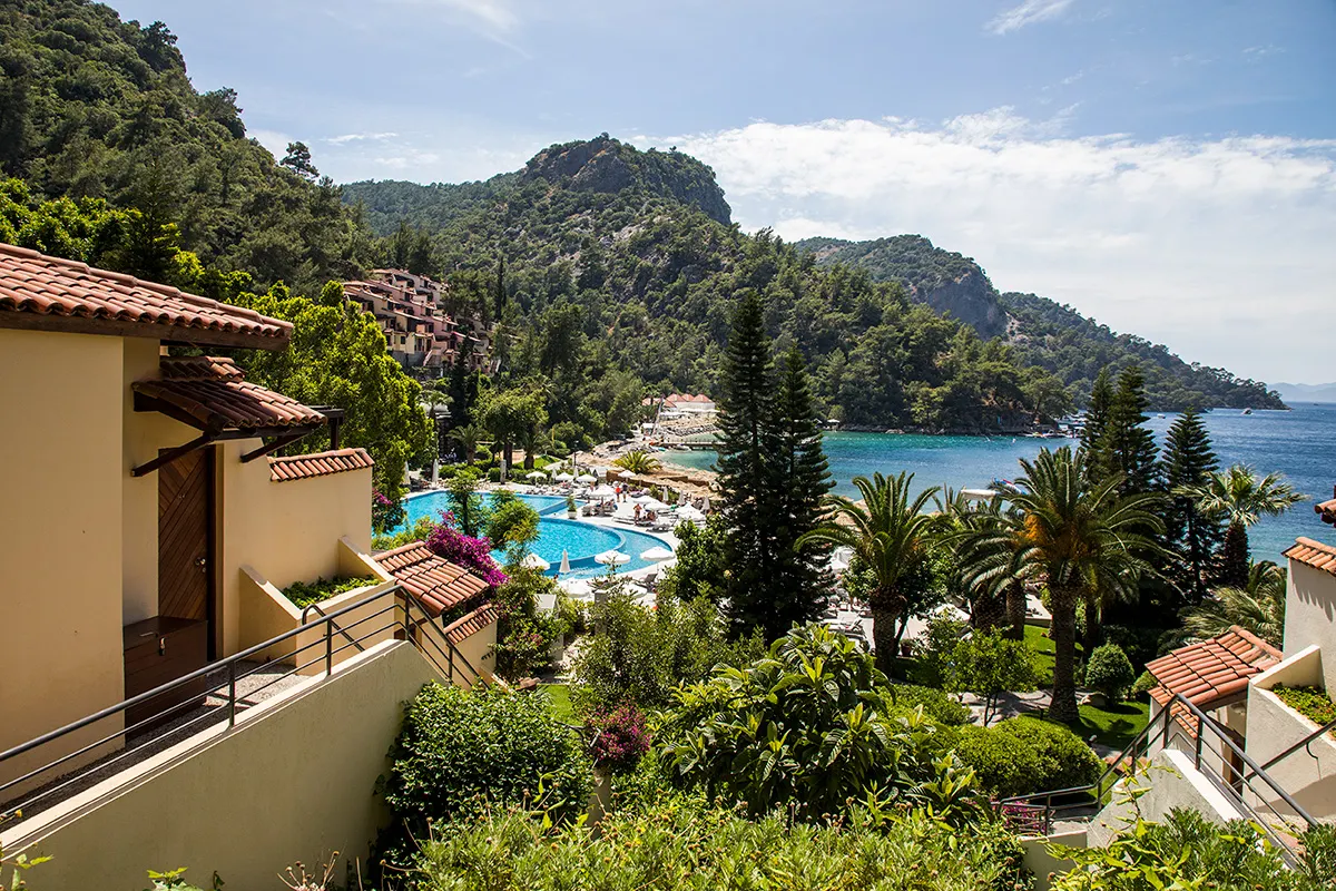 Hillside Beach Club фото 1