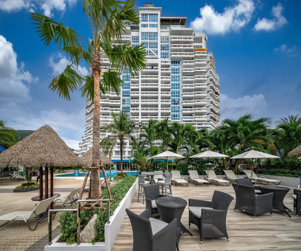 Andaman Beach Suites Hotel фото 14