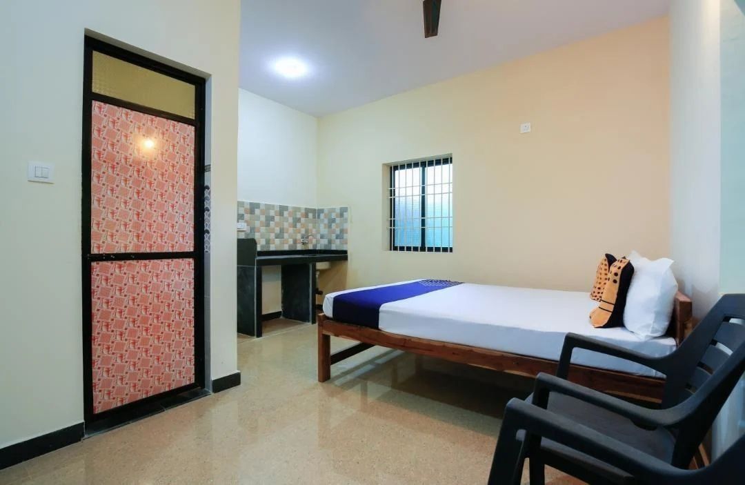 Rudra Holidays Guest House фото 6