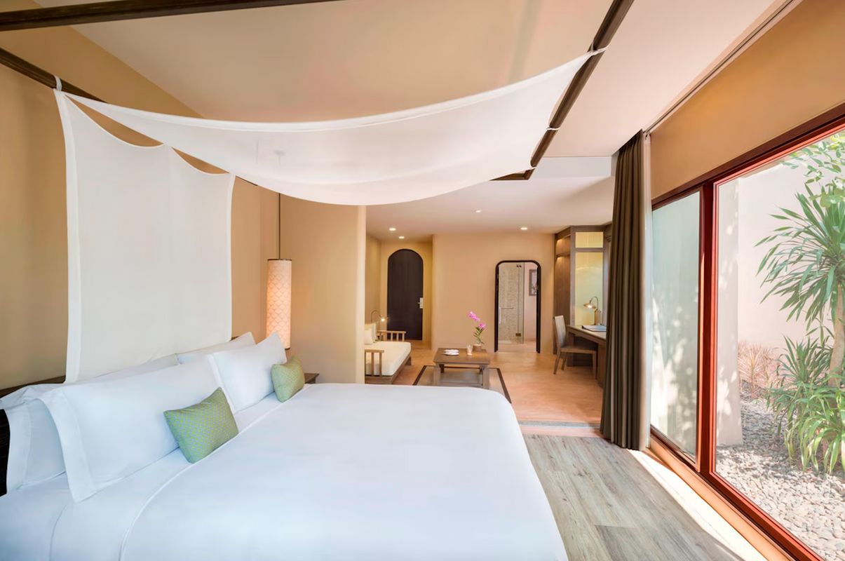 The Naka Island A Luxury Collection Resort & Spa фото 2