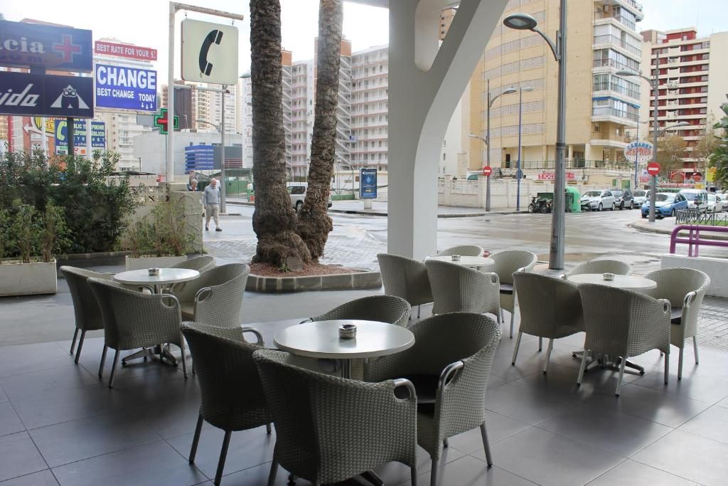 Flash Hotel Benidorm - Adults Only фото 23