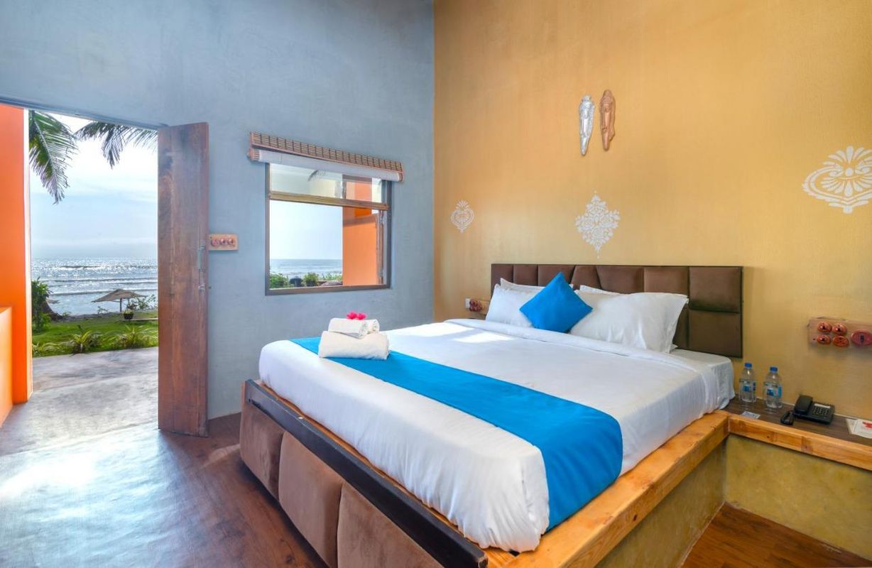 Amadi Beach Front Resort фото 4