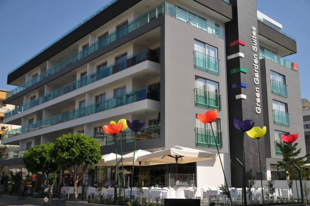 Green Garden Suites Hotel фото 1