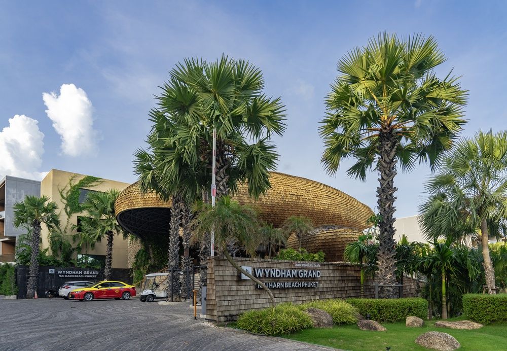 Wyndham Grand Nai Harn Beach Phuket фото 73