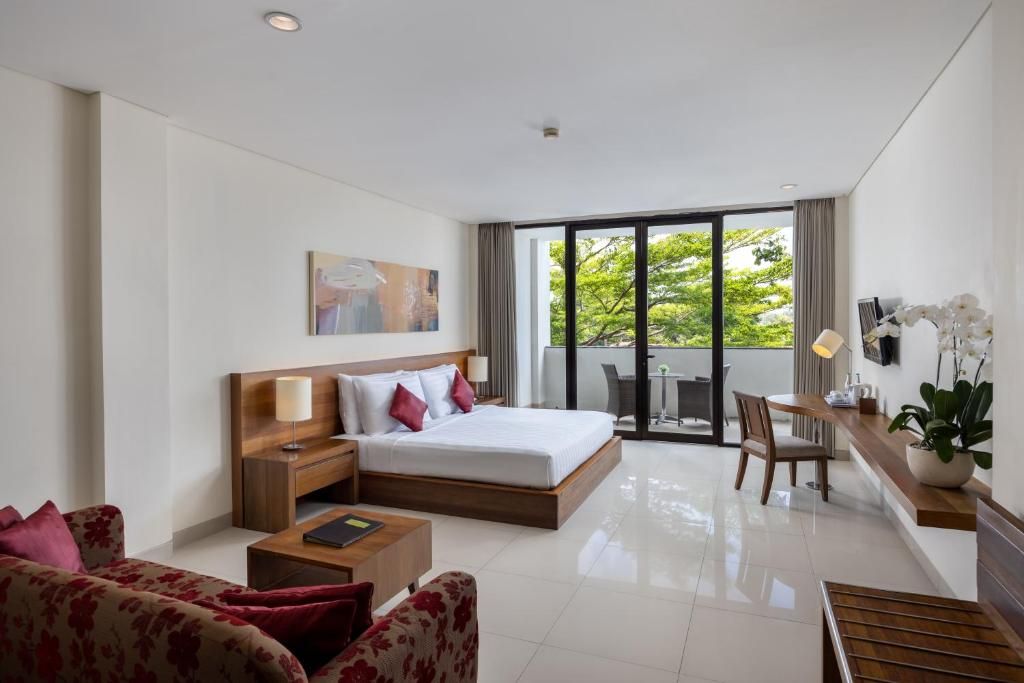 Taksu Sanur Hotel фото 3