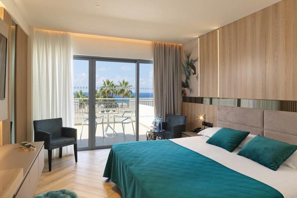 St George Beach Hotel & Spa Resort (Adults Only) фото 3