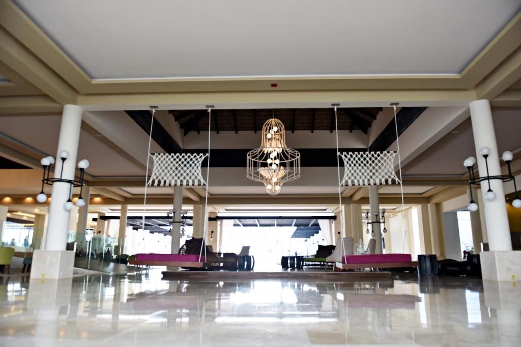 Royalton CHIC Punta Cana, An Autograph Collection All-Inclusive Resort & Casino - Adults Only фото 10
