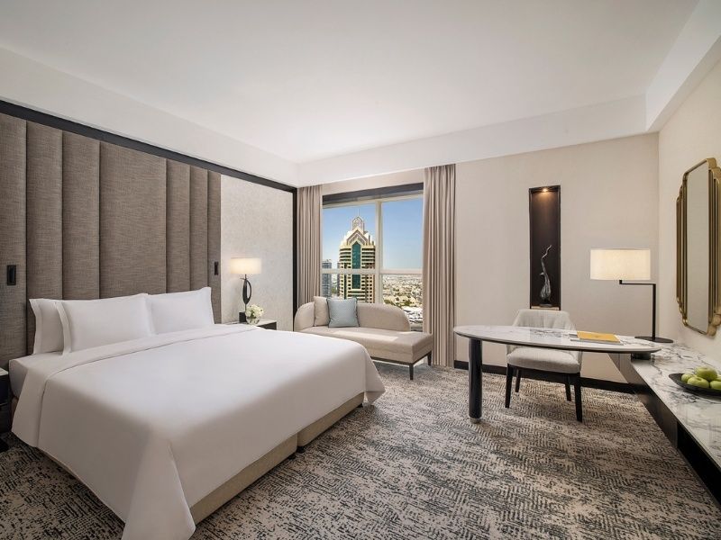 Dusit Thani Dubai фото 4