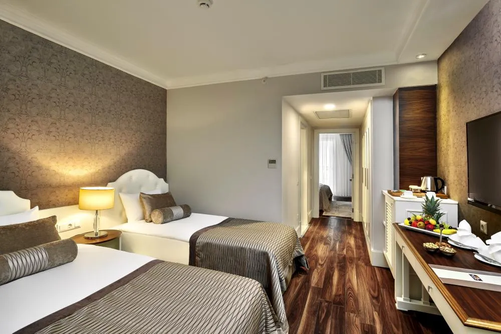 Sunis Efes Royal Palace Resort & Spa фото 33