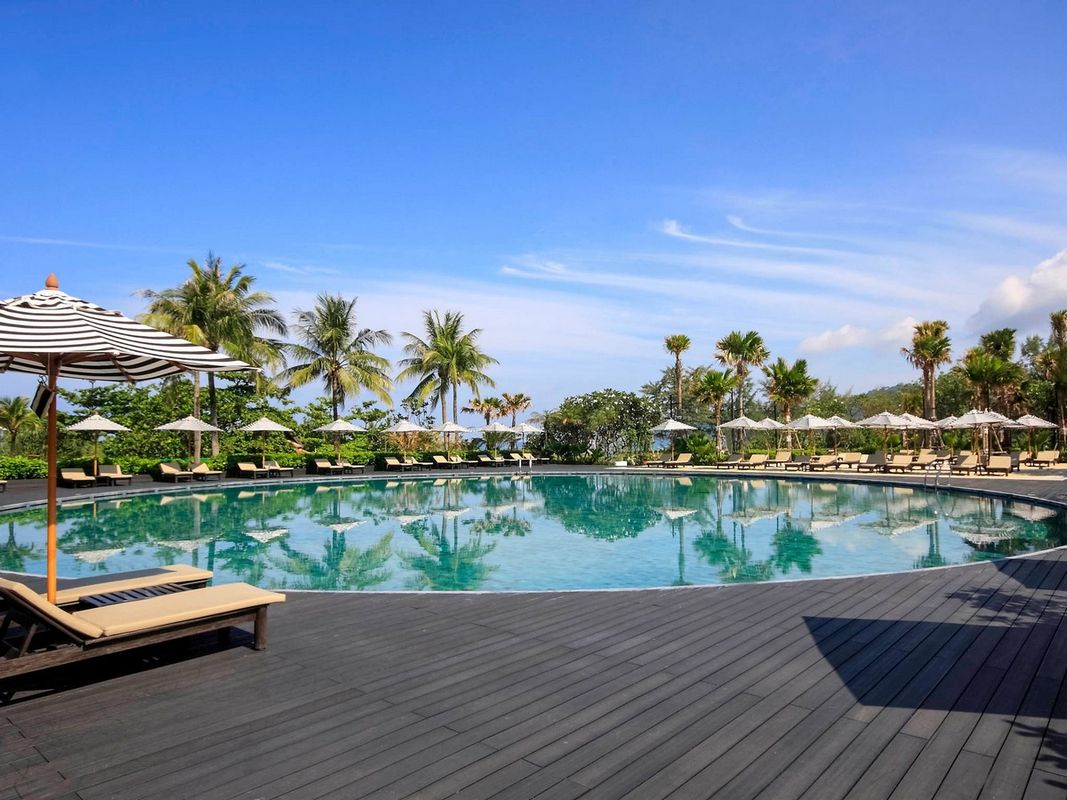 Pullman Phuket Karon Beach Resort фото 10