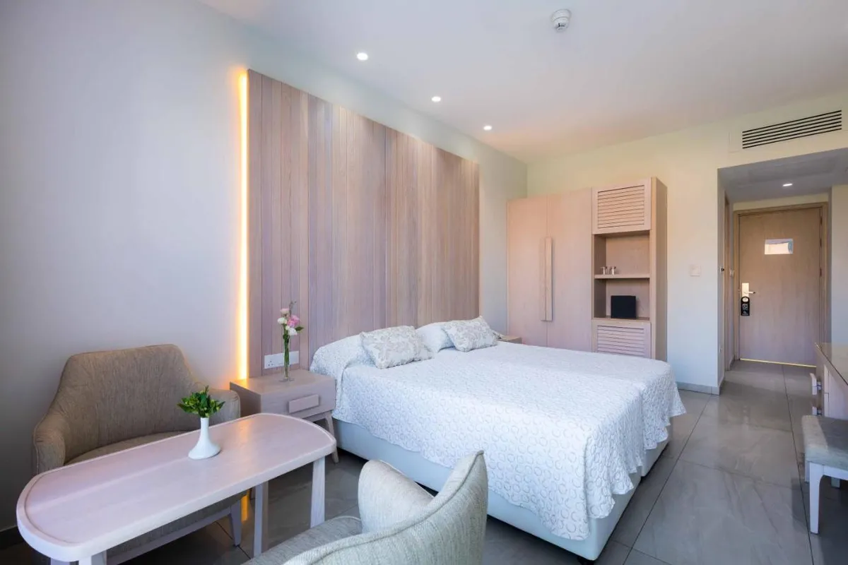 Tasia Maris Beach Hotel & Spa (Adults Only) фото 4