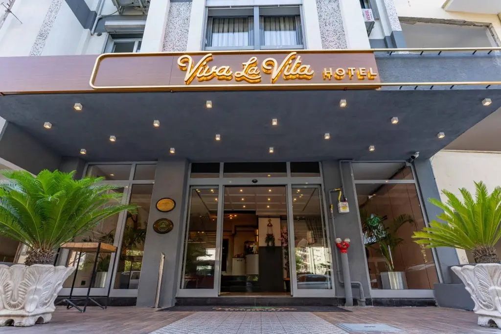 Viva La Vita Hotel Bornova фото 0