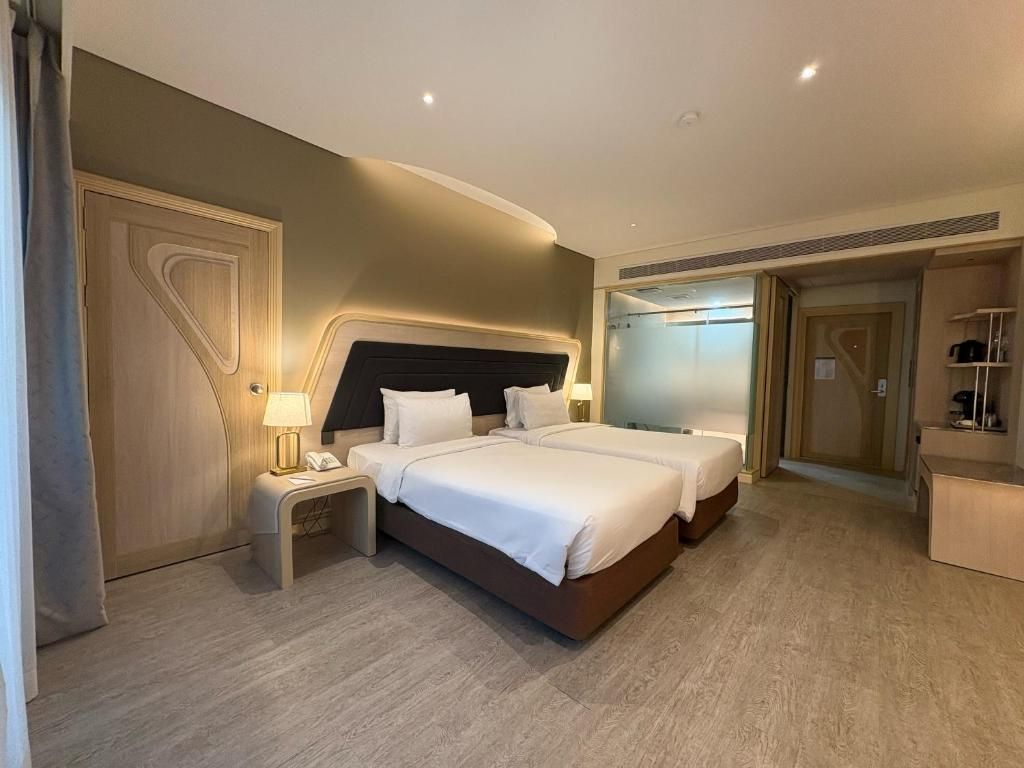 Amora Beach Resort Phuket фото 65