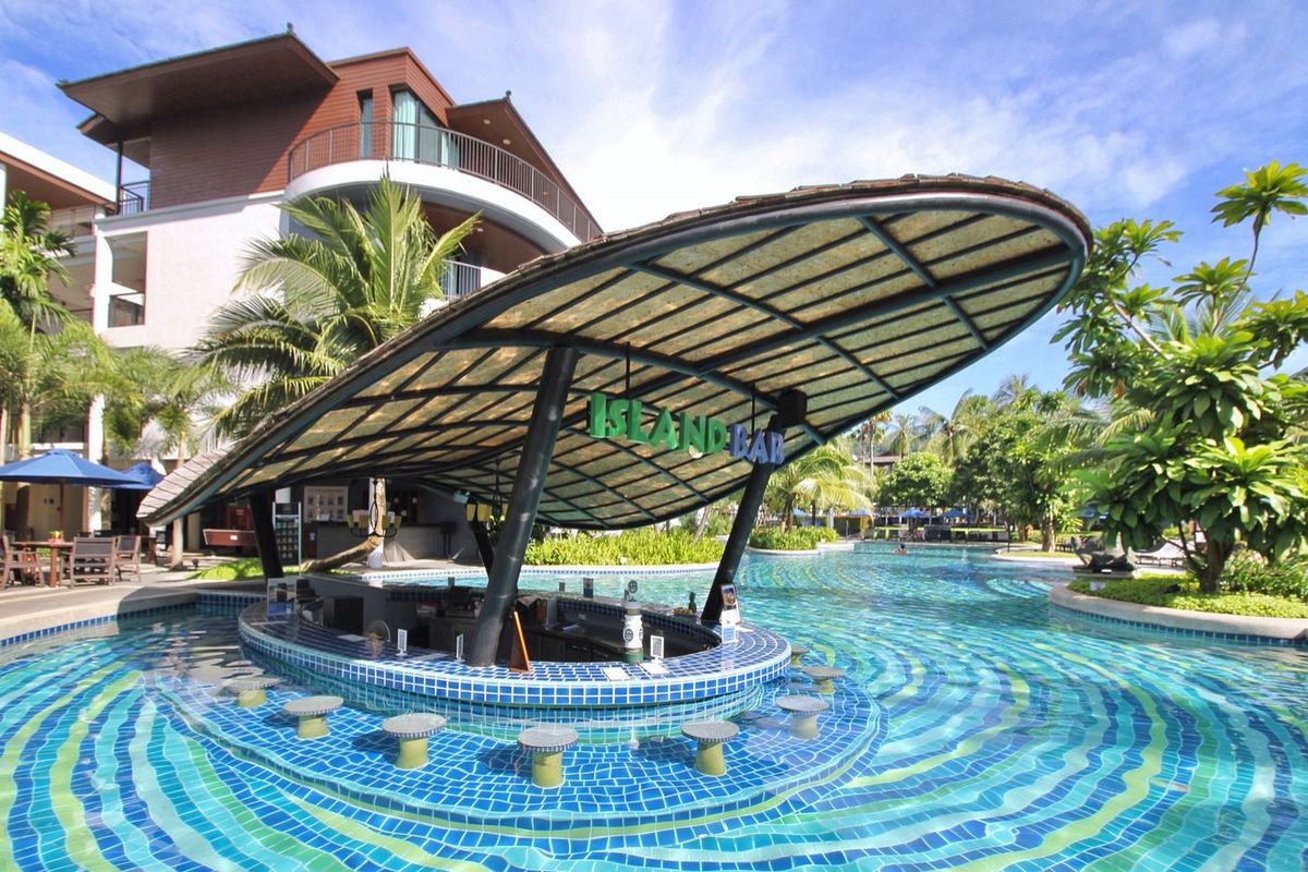 Holiday Ao Nang Beach Resort, Krabi фото 18