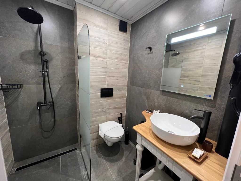 Moura Boutique Hotel by Asteri Hotels фото 4