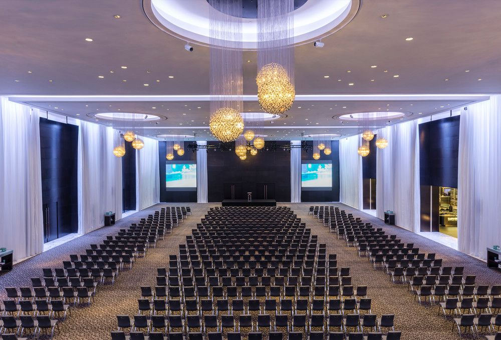 Le Meridien Dubai Hotel & Conference Centre фото 125