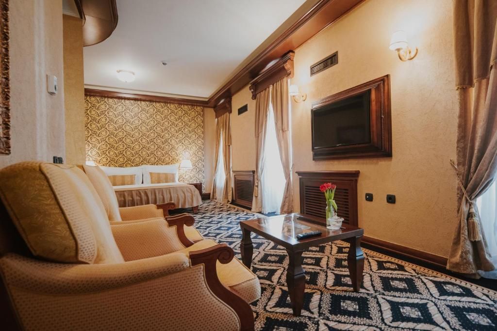 Historic Boutique Hotel Cattaro фото 3