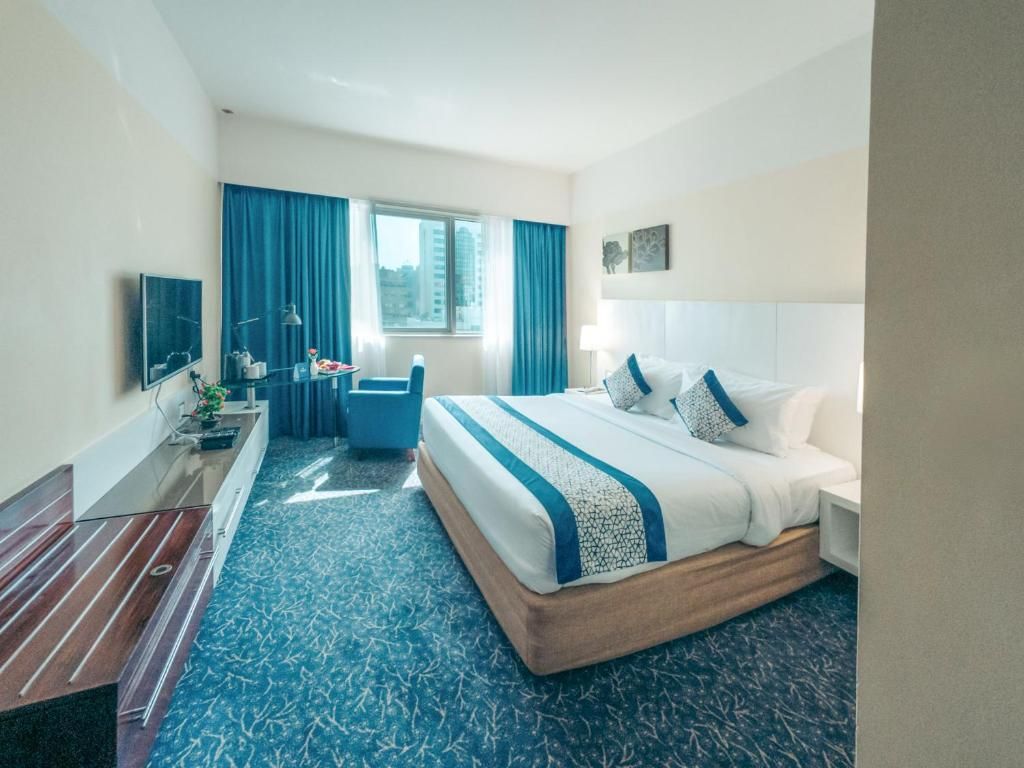 Kingsgate Hotel by Millennium фото 31