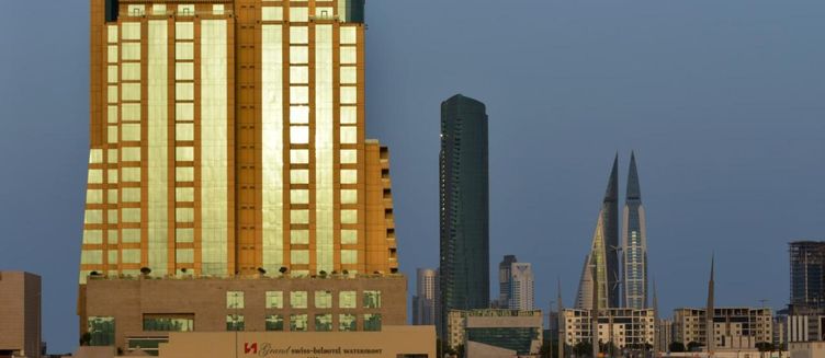 Фото отеля Grand Swiss-Belhotel Waterfront Seef