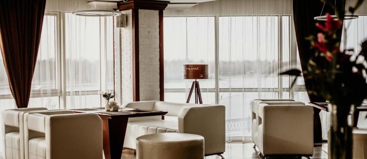 Фото отеля Marins Grand Hotel Астрахань