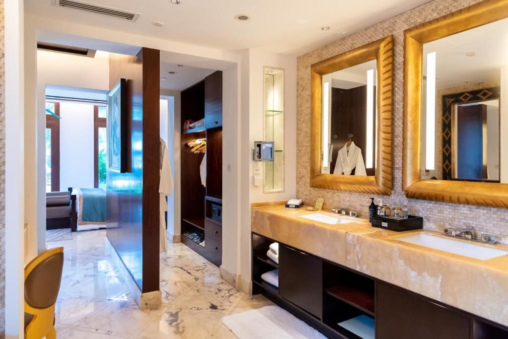 The St. Regis Sanya Yalong Bay Resort фото 134