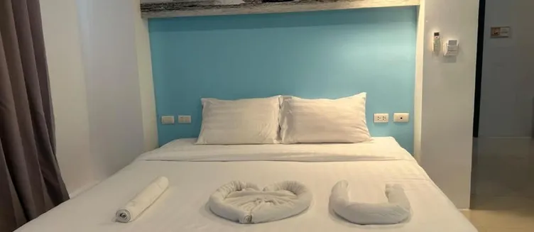 Фото отеля Hotel The Journey Patong New