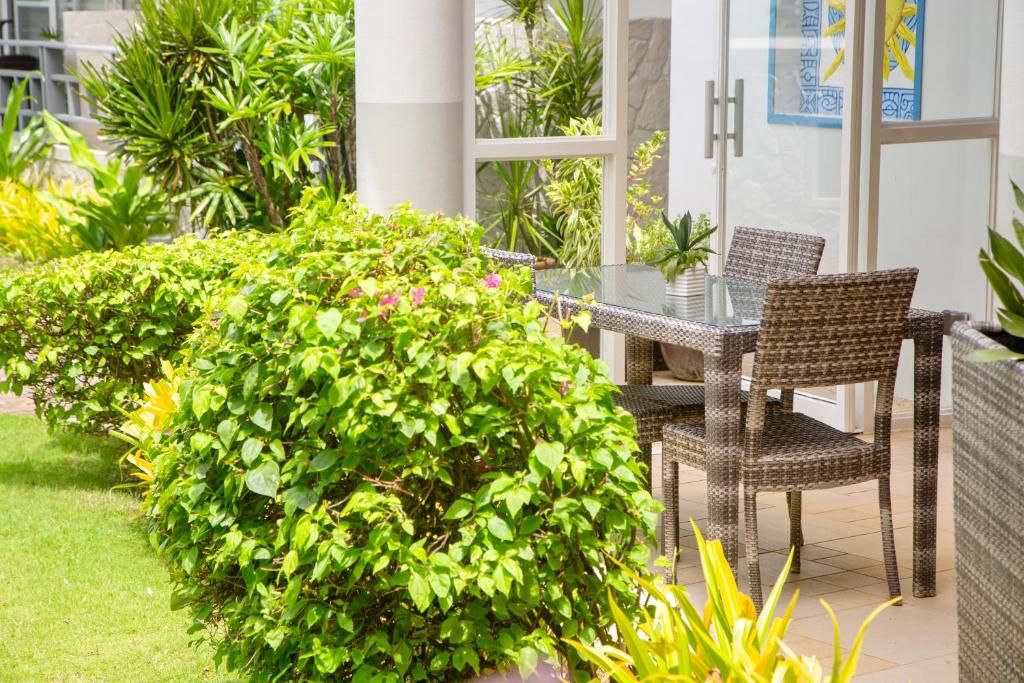 7 Stones Boracay Suites фото 71