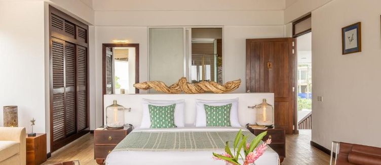 Фото отеля The Beach House by Reveal