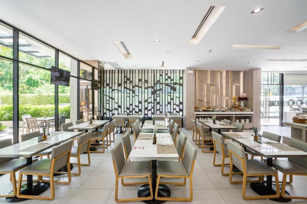 Altera Hotel and Residence фото 56